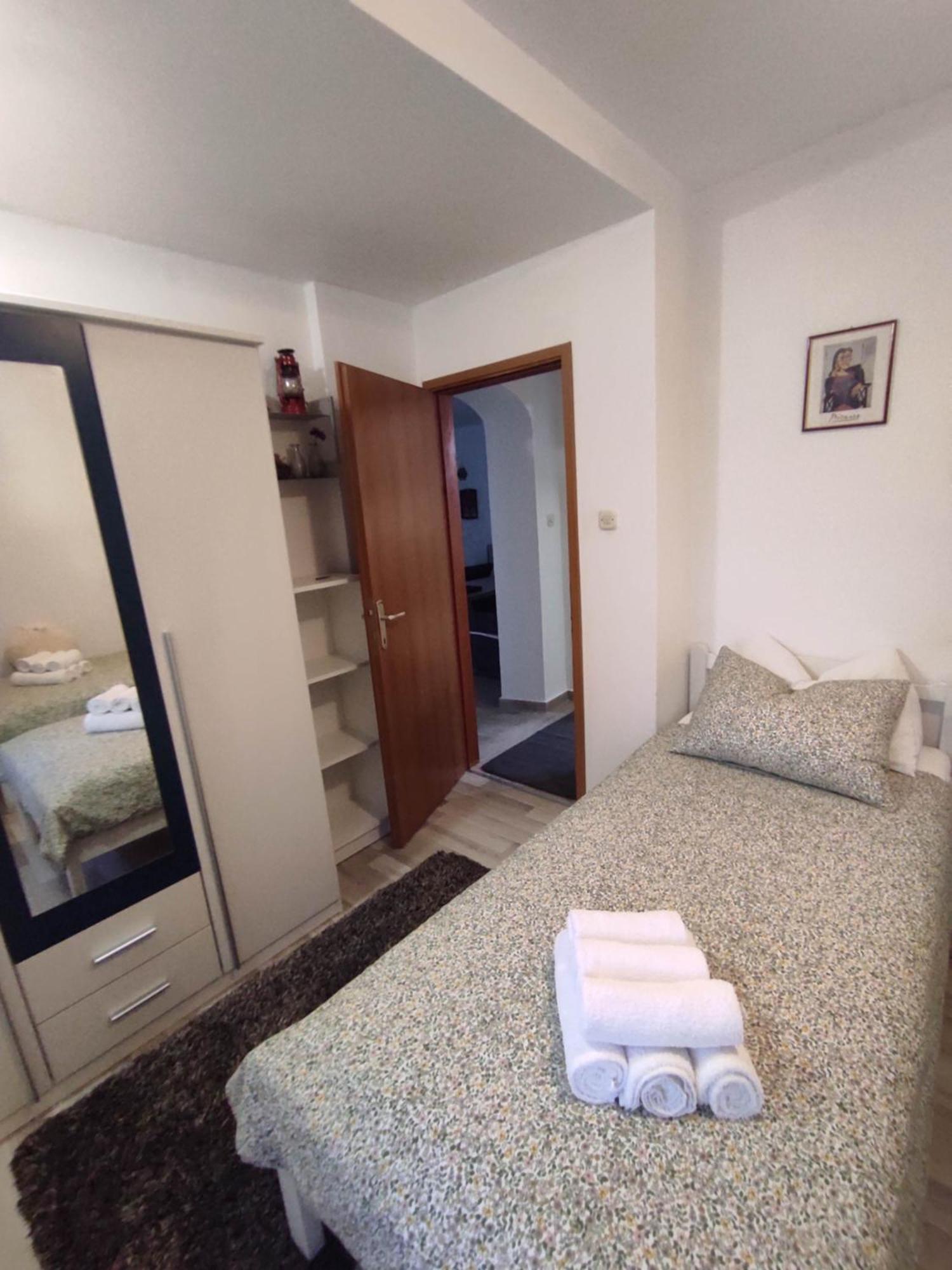 Apartment Emi & Nini Sibenik